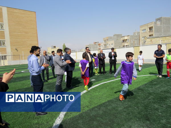 افتتاح زمین چمن مصنوعی آموزشگاه شاهد ولیعصر بجنورد