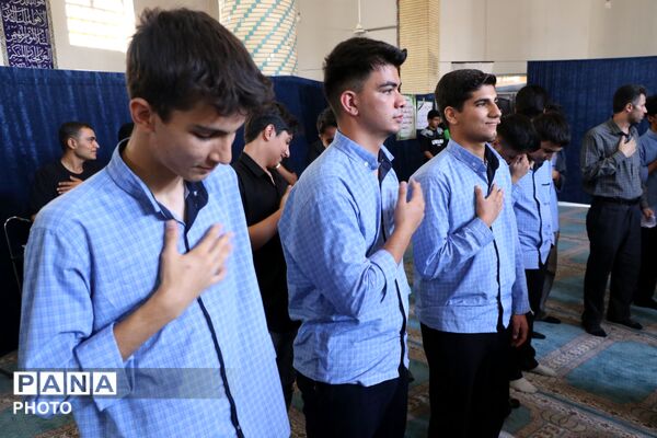 آیین «احلی من العسل» با نوای زیارت عاشورا در کوار