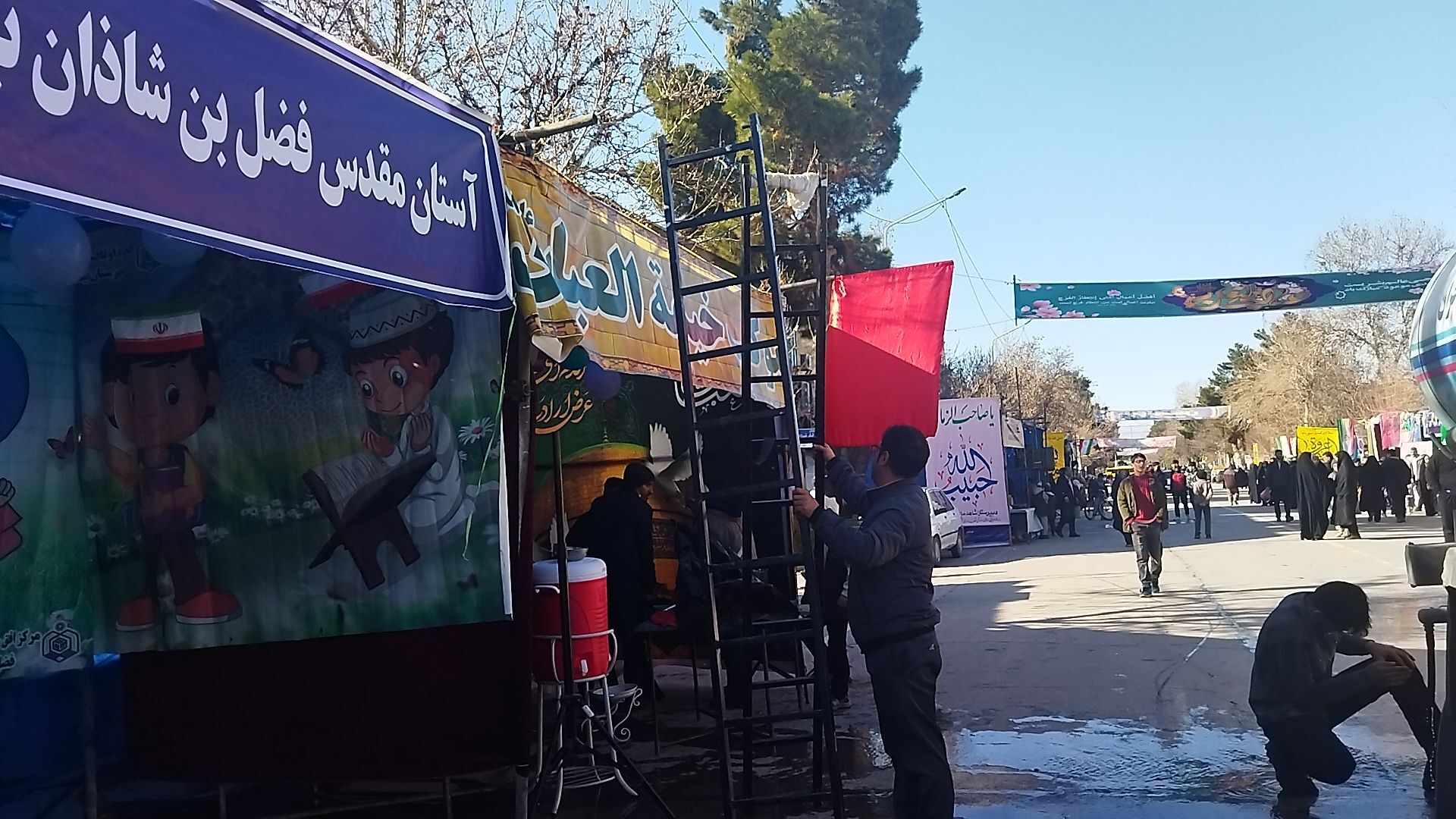 لحظاتی از آماده سازی موکب ها برای مهمانی کیلومتری نیشابور 