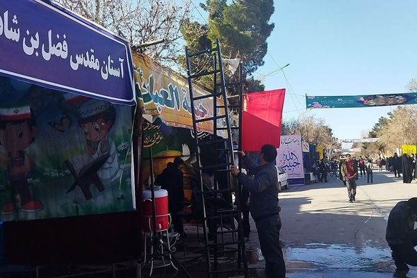 لحظاتی از آماده سازی موکب ها برای مهمانی کیلومتری نیشابور 