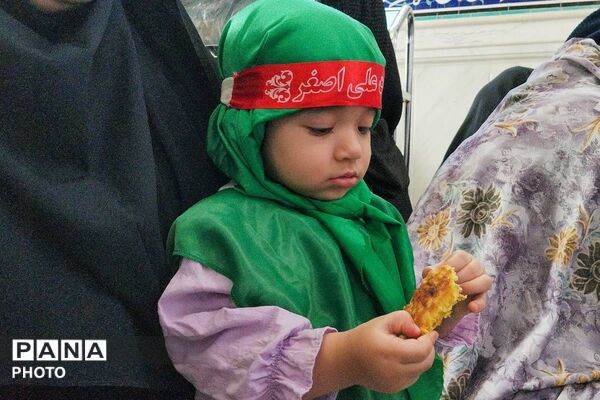 گهواره‌های سبز در سوگ کربلا؛ همایش شیرخوارگان حسینی در بجنورد
/1