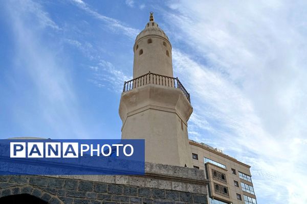 حضور دانش‌آموزان در مکه مکرمه 