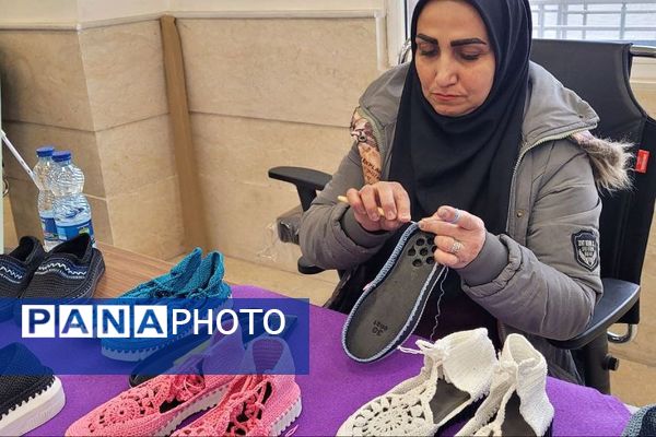 جشنواره غذاهای بومی محلی در سرای محله نسیم شهر