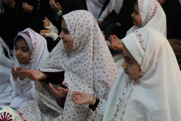 افطار روزه اولی‌ها در هیئت رضوی