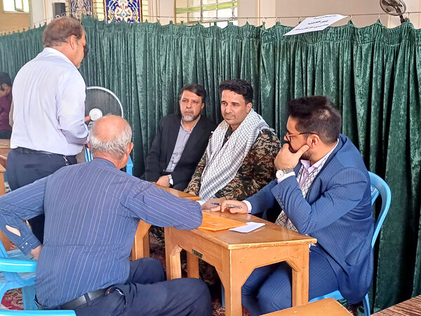 میز خدمت دادگسترى شهرستان برخوار