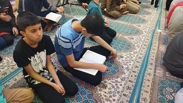 دم دمای اذان و قرائت آیاتی چند از قرآن 