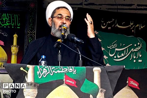 طنین اشک و ماتم در سوگ سالار شهیدان در اسلام آباد غرب