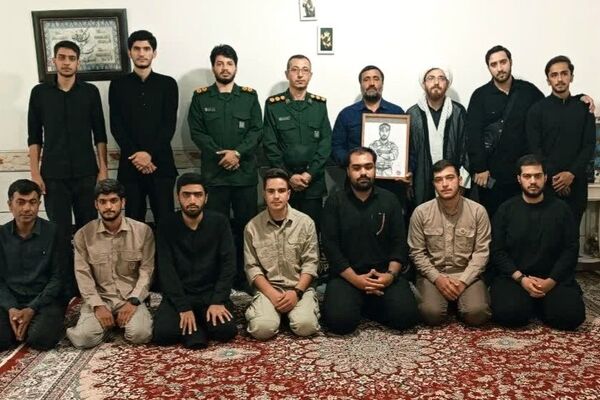 دیدار اعضای کمیته خادم الشهدا شهرستان کبودرآهنگ با خانواده شهدا