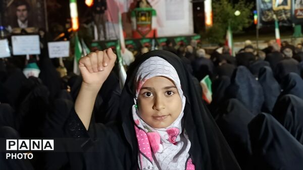 دهه نودی های پای انقلاب