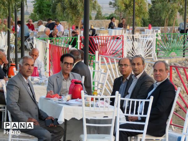 همایش «سپاس معلم» در خلیل‌آباد