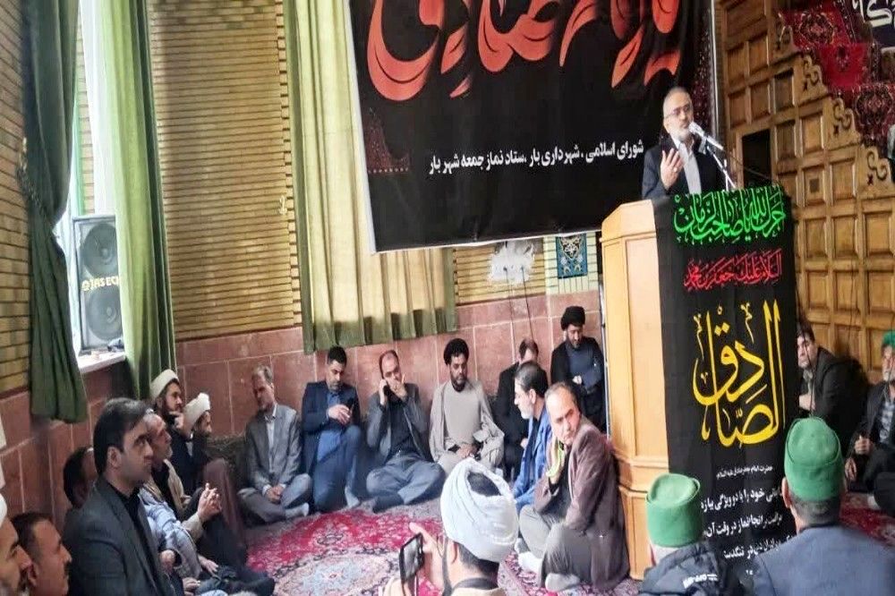 برگزاری مراسم سوگواری شهادت امام جعفر صادق(ع) در شهر بار حضور معاون پارلمانی رئیس جمهوری