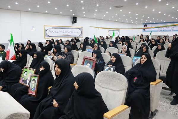 همایش مادران پرچم دار در شهرستان خلیل‌آباد 