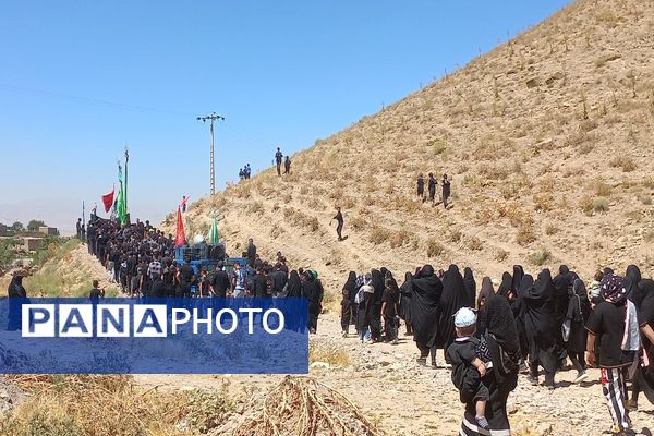 مراسم گرامیداشت تاسوعای حسینی در روستای گزکوه 