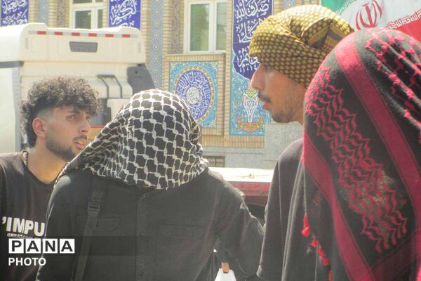 حضور میلیونی زائران در مشهد
