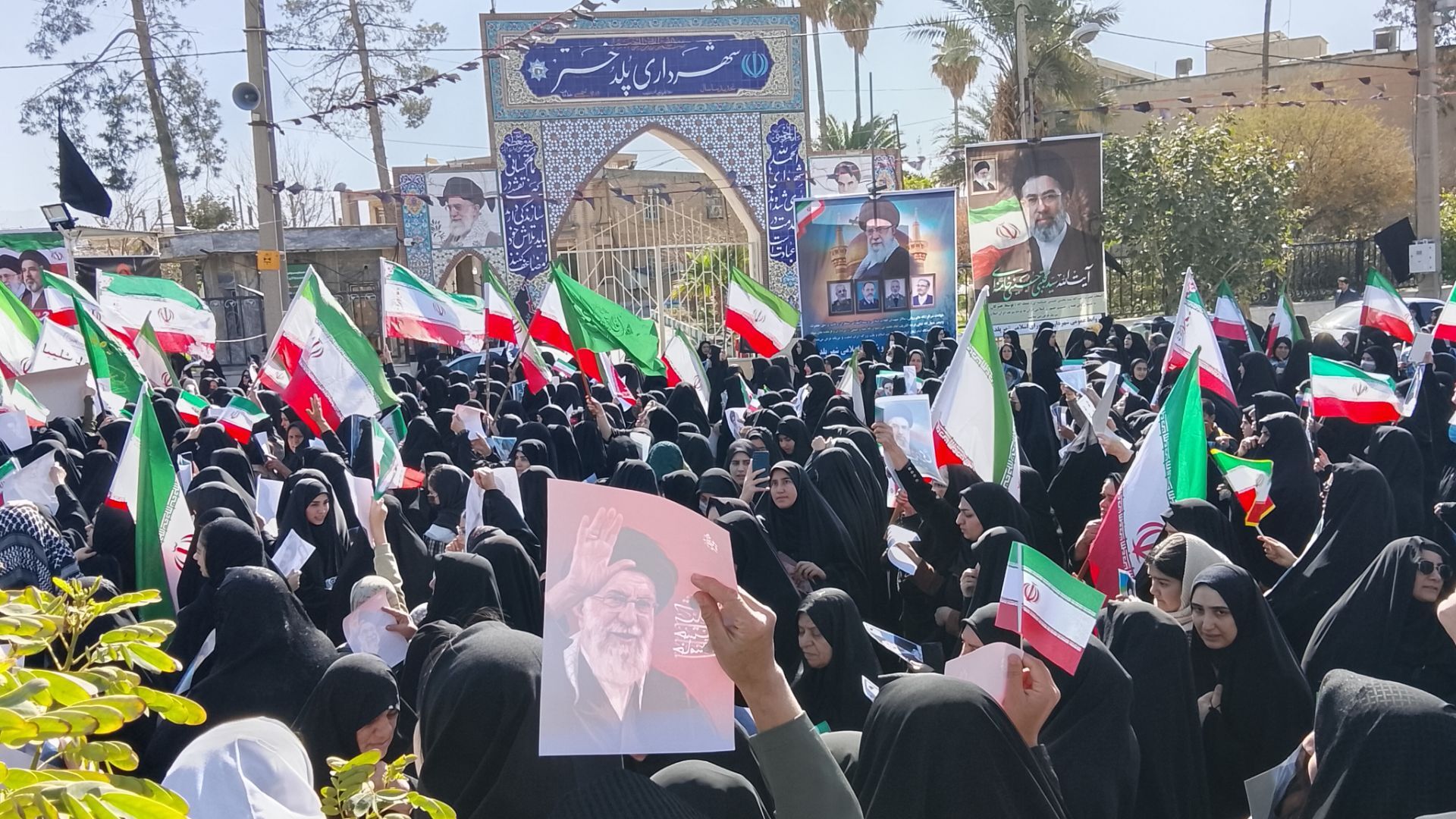 برگزاری اجتماع بیعت با رهبر جوان در پلدختر 