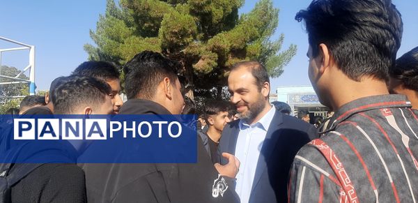 زنگ مهر در دبیرستان شاهد ابوذر غفاری نیشابور به صدا در آمد 