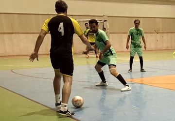 مسابقات فوتسال به مناسبت بزرگداشت مقام معلم در دامغان برگزار شد