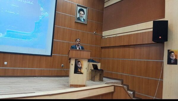 آیین رونمایی و نقد کتاب «عملیات نجات مادربزرگ» در شهرستان ورامین 