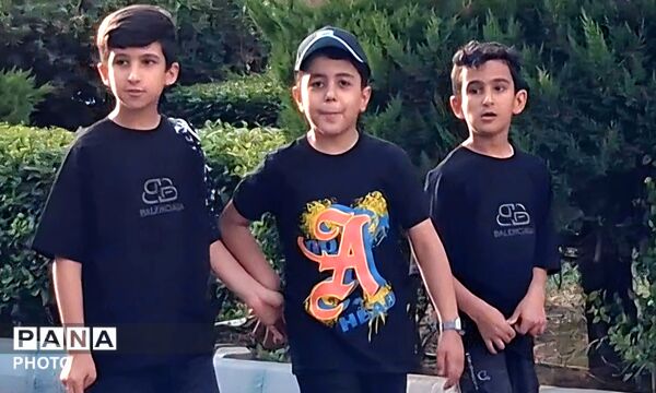 نوجوانان عاشورایی کوهپایه هم‌نوا با کاروان کربلا در «احلی من العسل»