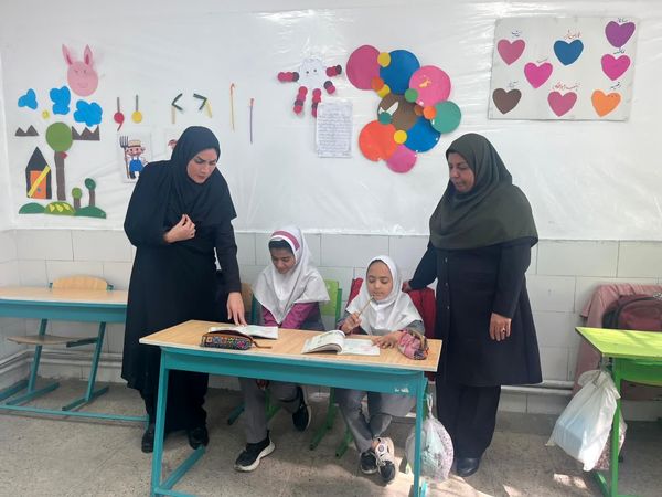 بازدید سرگروه‌های آموزشی از مدارس خاتم 