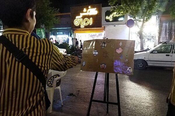 گذری بر موکب جبهه فرهنگیان در نود و دومین شب از اجتماعات مردمی 