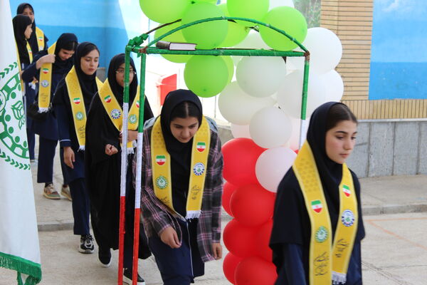 برگزاری اردوی تمشک در شهرستان گرمه 