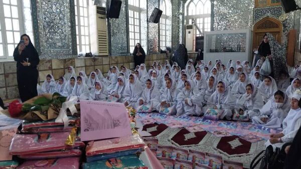 جشن تکلیف دانش‌آموزان دبستان شهید کاظم بهمنش ناحیه 4 کرج 