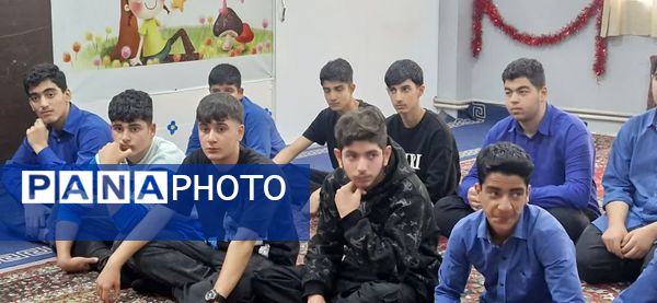 نشست آمادگی اعزام دانش‌آموزان به المپیاد استانی هلال احمر