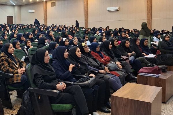 از ظهور نور تا درخشش فجر در دبیرستان پویش