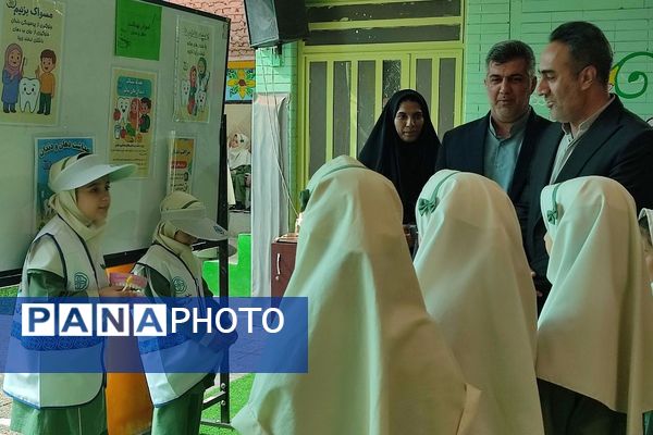 افتتاحیه پویش دهان و دندان و وارنیش فلوراید در دبستان نیلوفر رفیعی ناحیه دو شهرری 