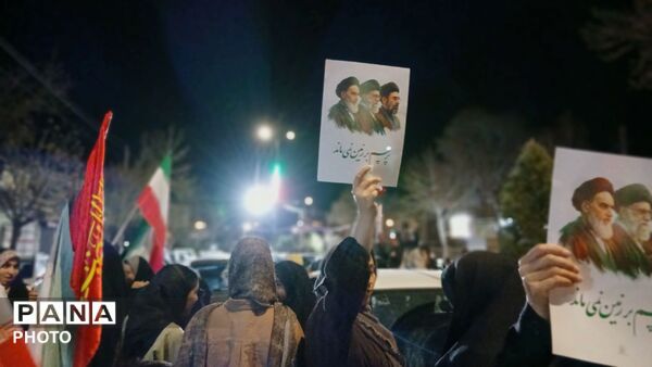  برپایی باشکوه موکب مدرسه با نور و نوای شبانه در فیروزان