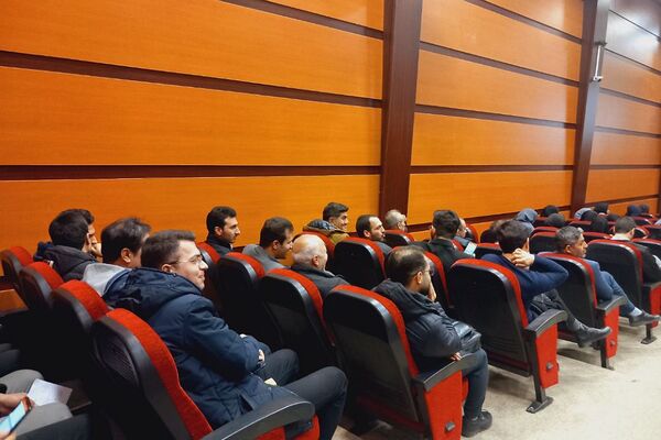 همایش ملی مربیان تربیت‌بدنی در بهارستان ۲