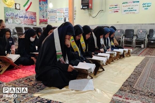 اجلاسیه نماز همراه با محفل انس با قرآن کریم در مسجد ابوالفضلی نیشابور 