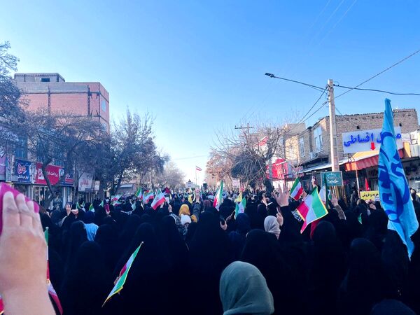 اجتماع بزرگ مردم شهرستان سملقان در محکومیت ناآرامی‌های اخیر