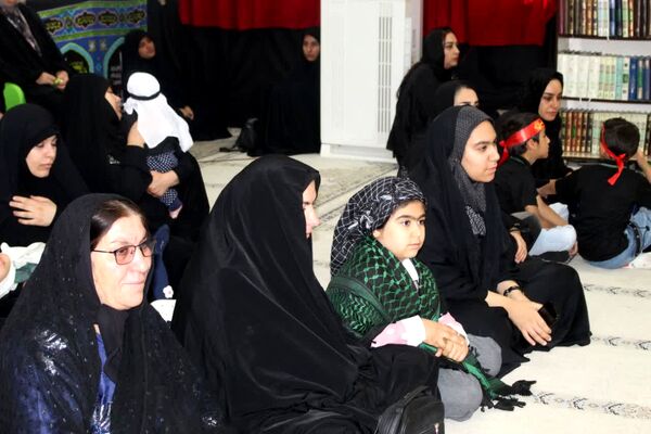اجتماع بزرگ شیرخوارگان حسینی در حسینیه ثارالله یاسوج