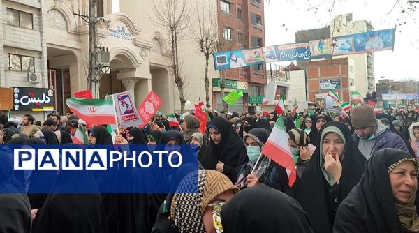 راهپیمایی 22 بهمن در مه ولات 