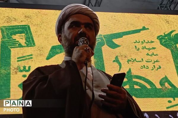 شور و حماسه مردمان شهرستان قرچک در صد و هفتمین شب از تجمعات مردمی