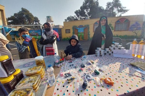 هفته پژوهش در دبستان هیأت امنایی قلنبر ناحیه 2 شهرری 