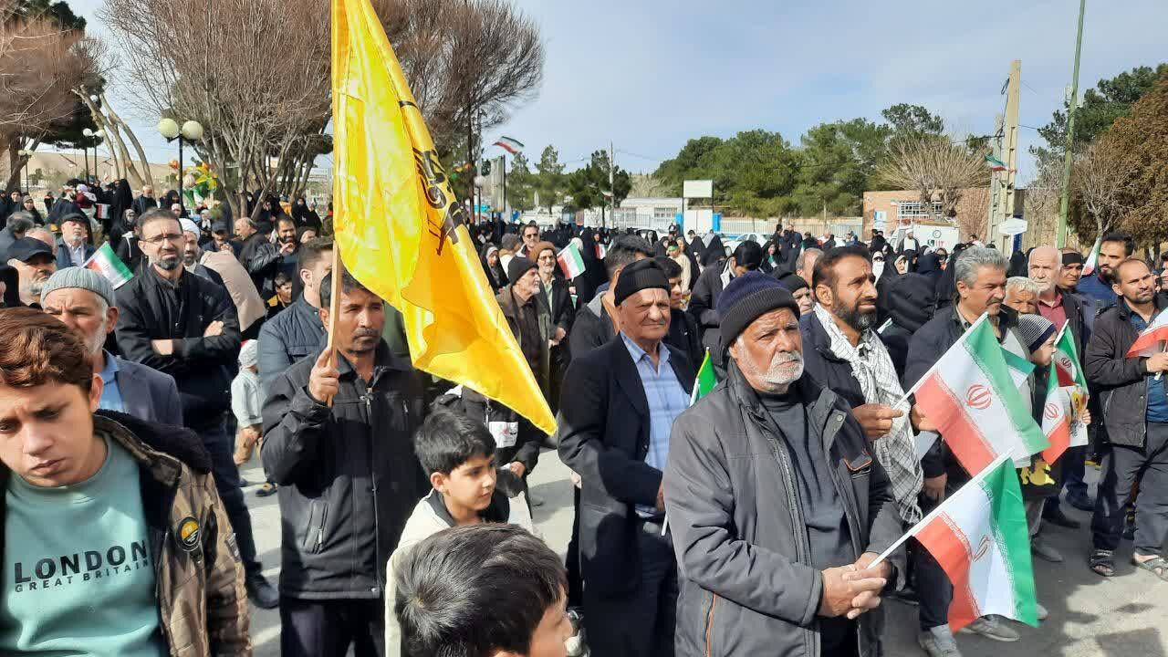 راهپیمایی 22 بهمن در شهر کهک