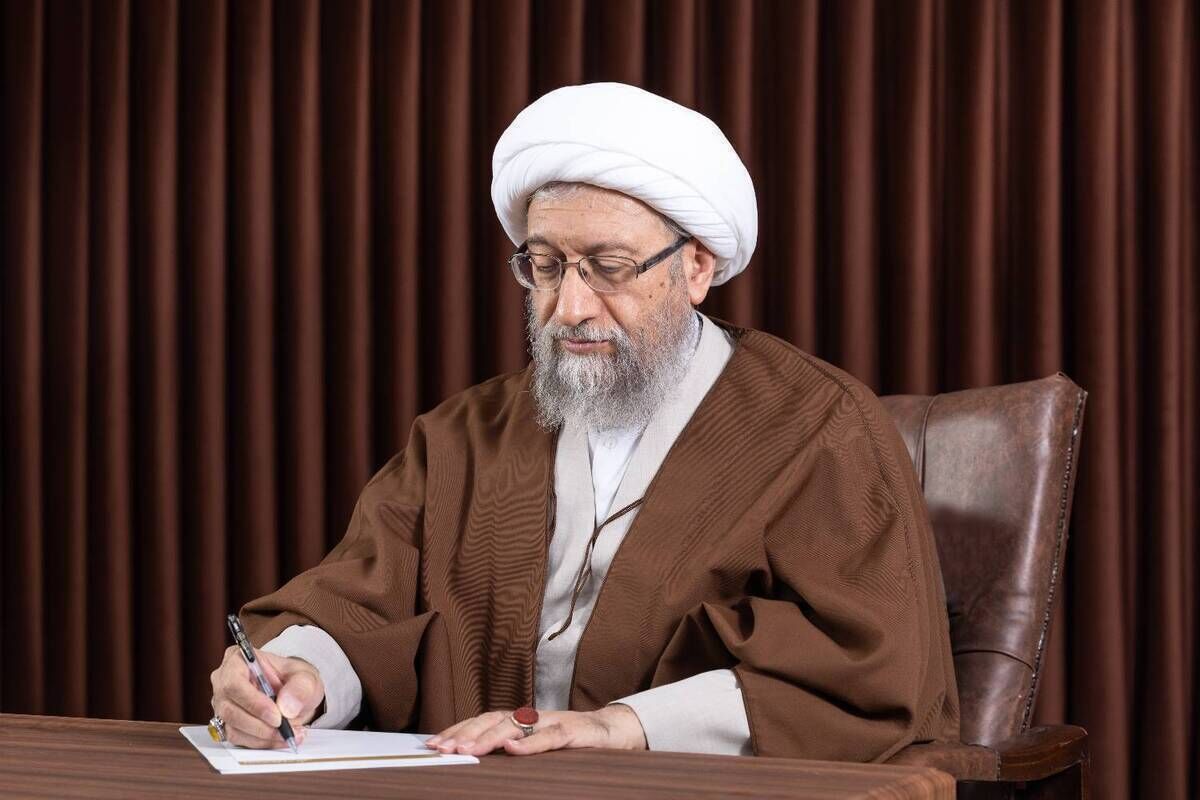 ایمان به نصرت الهی اراده ملت‌ها را تقویت می‌کند