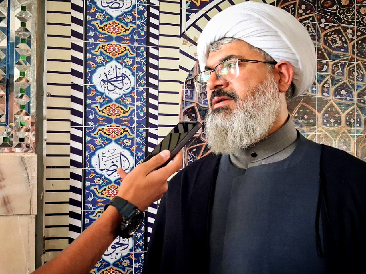 نشاط نوجوانی، در نماز و ورزش است