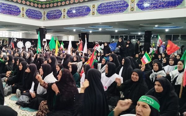 اجتماع بزرگ زینبیون در لردگان 