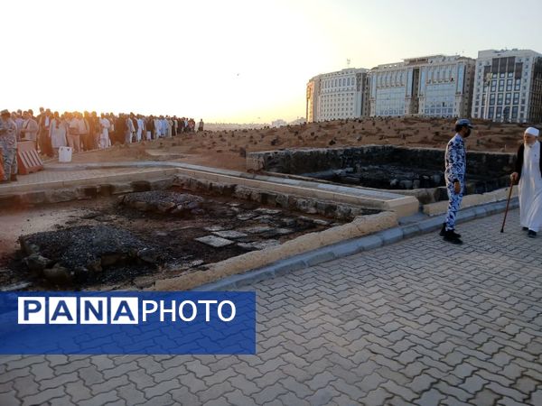 زیارت خبرنگار پانا از قبرستان ائمه بقیع