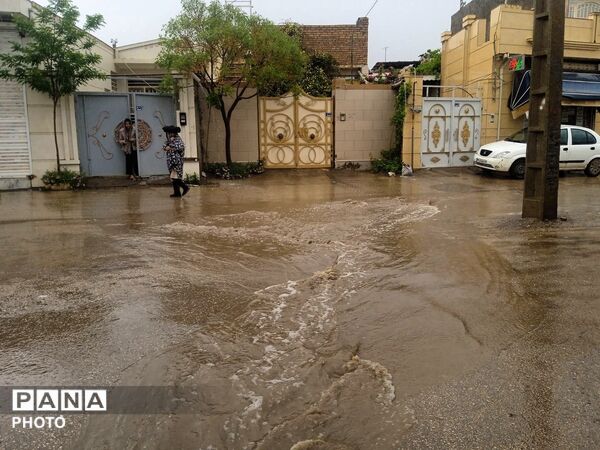 ‌‌باران رحمت الهی،باران بهاری و تماشایی باز هم مهمان شهر نیشابور شد