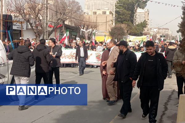 خروش مردمی در خیابان‌های رباط‌کریم در 22بهمن