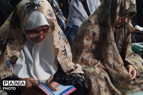 دانش‌آموزان بهارستان؛ جلوه‌گر پیوند مدرسه با معنویت در نماز جمعه