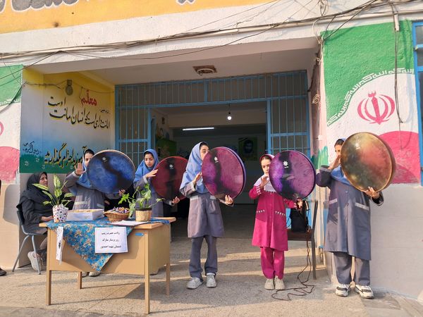 جشن میلاد حضرت زینب(س) در دبستان شهید احمدپور قائمشهر