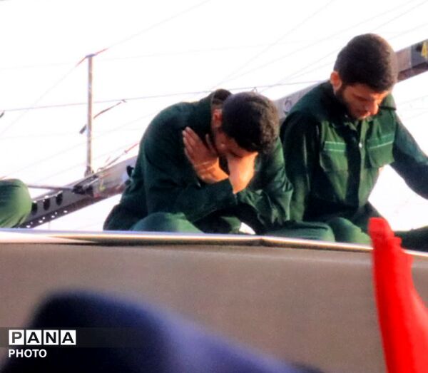 قاب هایی از یک بدرقه آسمانی ماندگار 