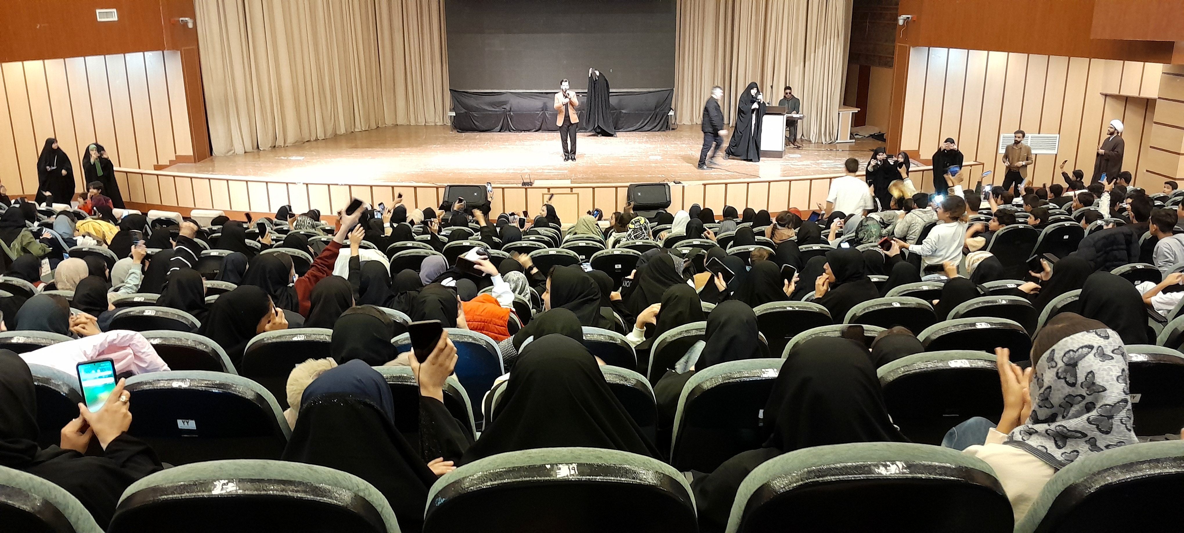 لیک جت؛ کمک به جهاد تبیین