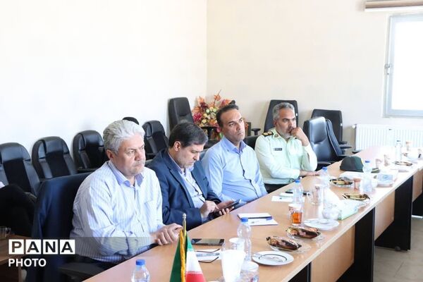 استاندار خراسان شمالی در آشخانه؛ بررسی میدانی مشکلات و صدور دستورات اجرایی